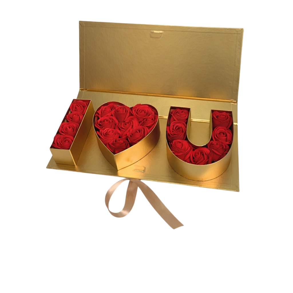 Πολυτελής κασετίνα I Love You με κόκκινα Soap Roses